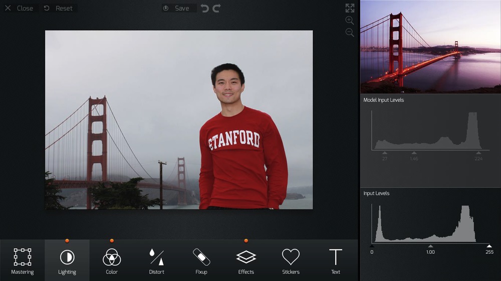 Editing workspace — raw photo with histogram baseline